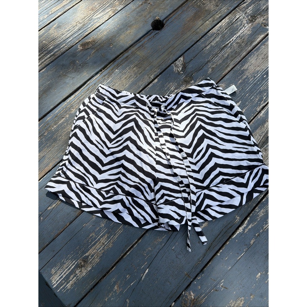 Tarahi Sleep Zebra shorts Small